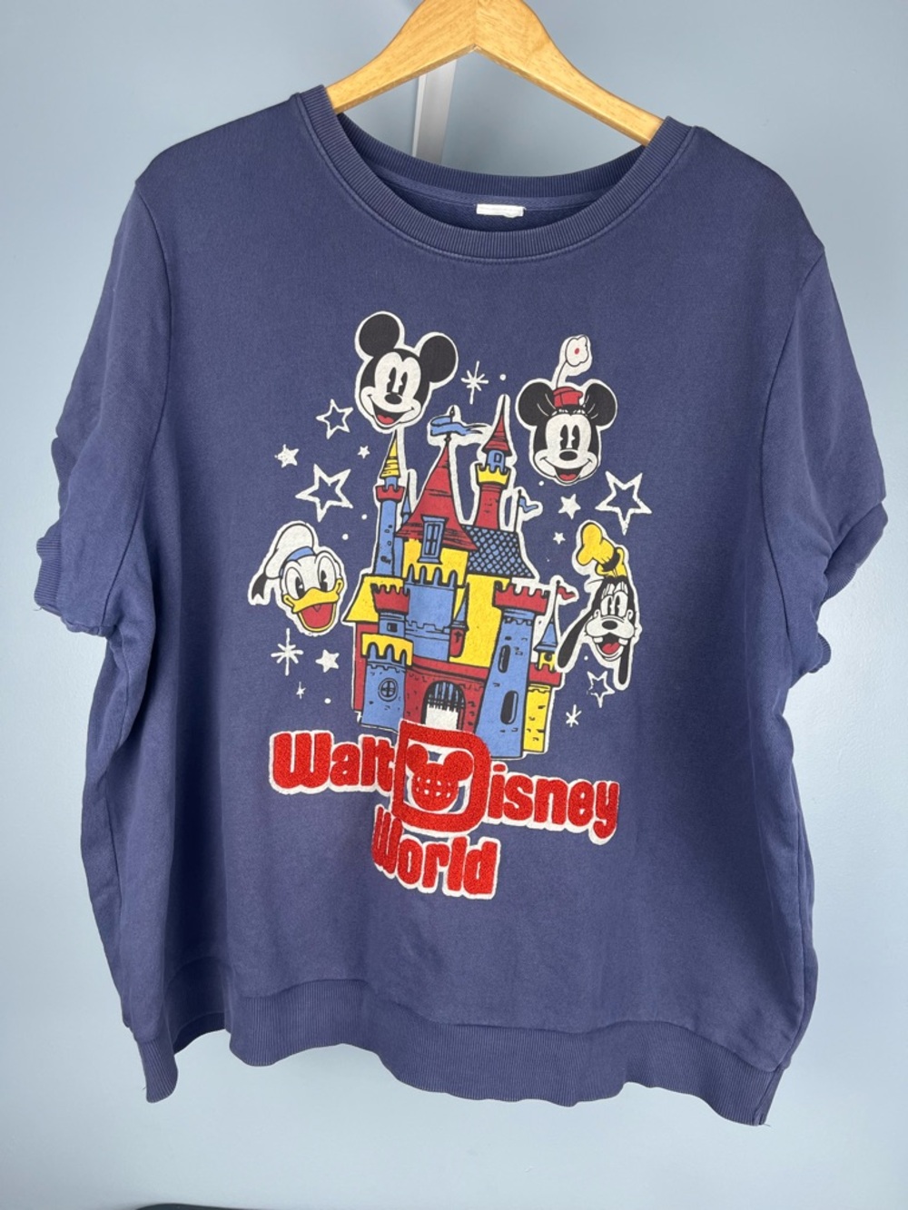 Disney short sleeve graphic shirt vintage style